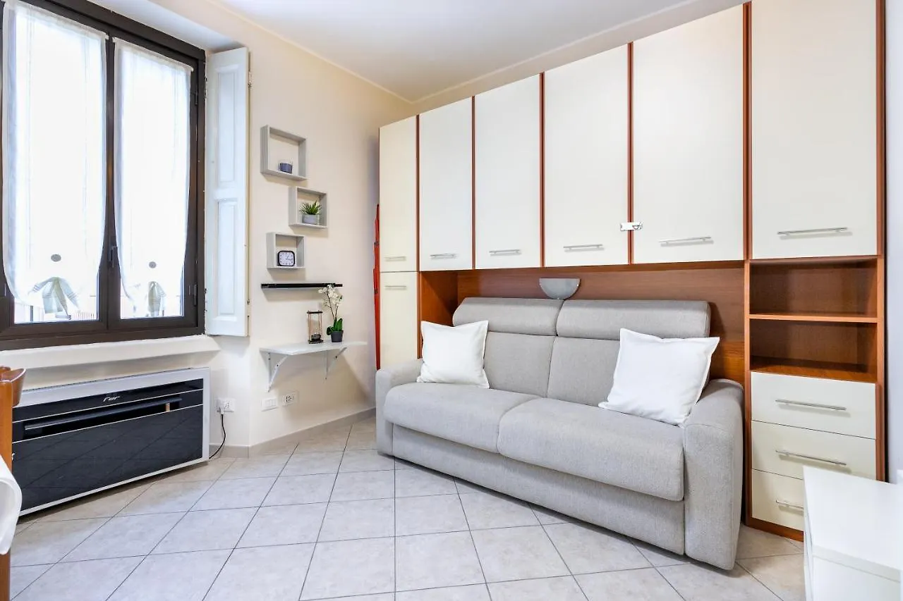 Appartamento Quadrifoglio - Affitti Brevi Italia Milan 0*,  Italy